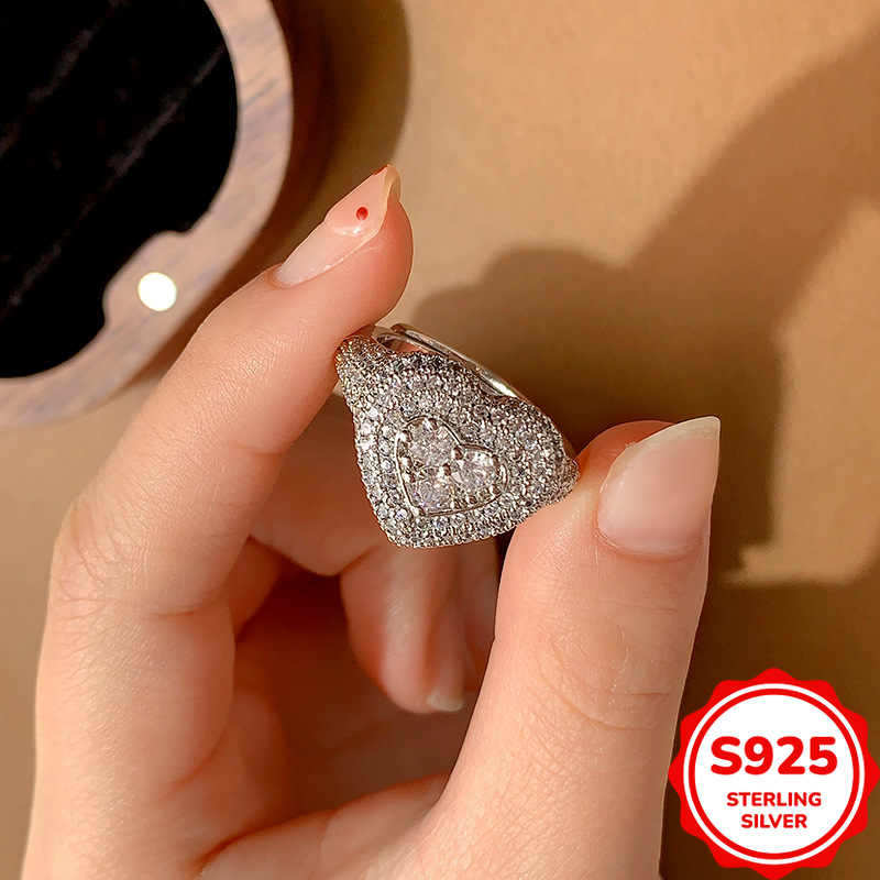 Statement Cocktail Ring - خاتم خطوبة وعرض زواج فاخر ومتعدد