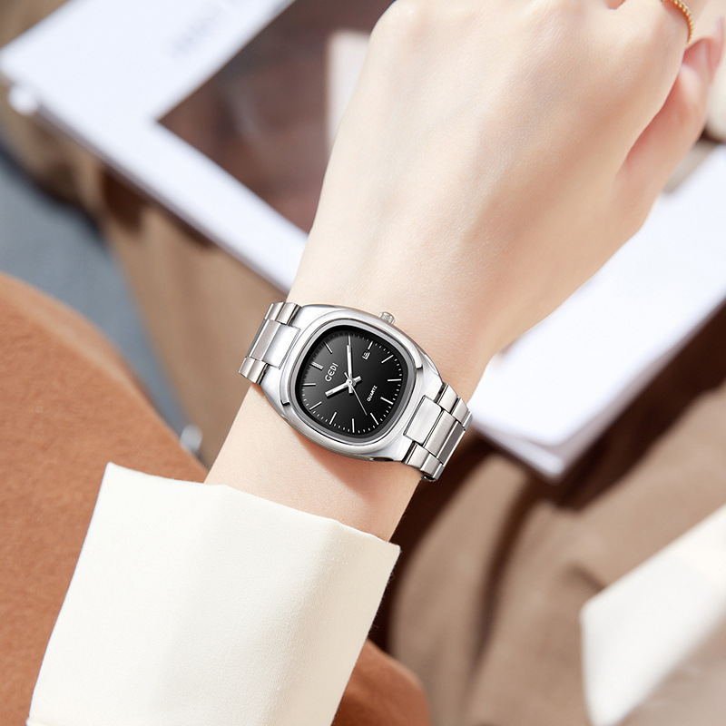 ساعة يد نسائية أنيقة من UTHAI  - مراجعة Jewelry Watches For Women وسعره