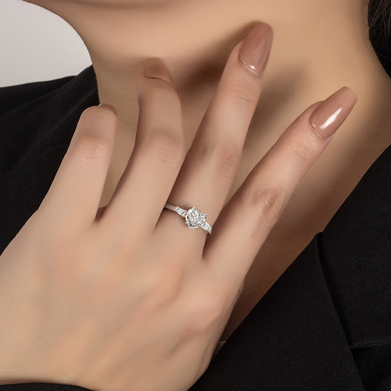 PERFANY 1CT القلب قطع مويسانيت - مراجعة Statement Cocktail Ring وسعره